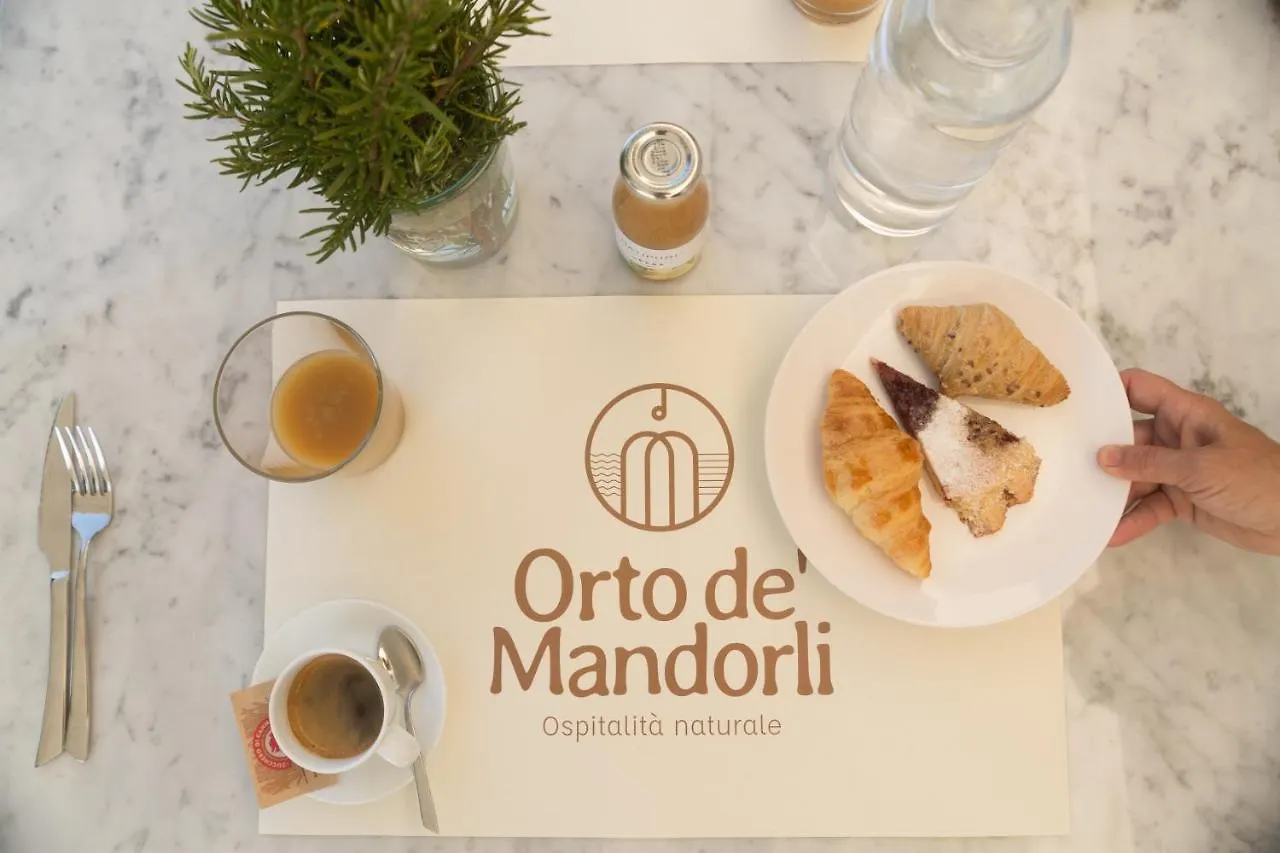 Orto De' Mandorli B&B Vetulonia